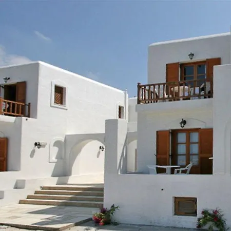 Roussos Maison d'hôtes Náoussa