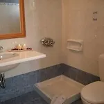 Gasthuis Roussos 4*