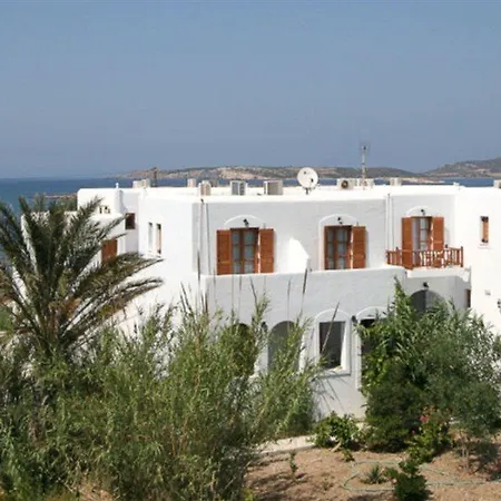 Roussos Pensionat Naousa