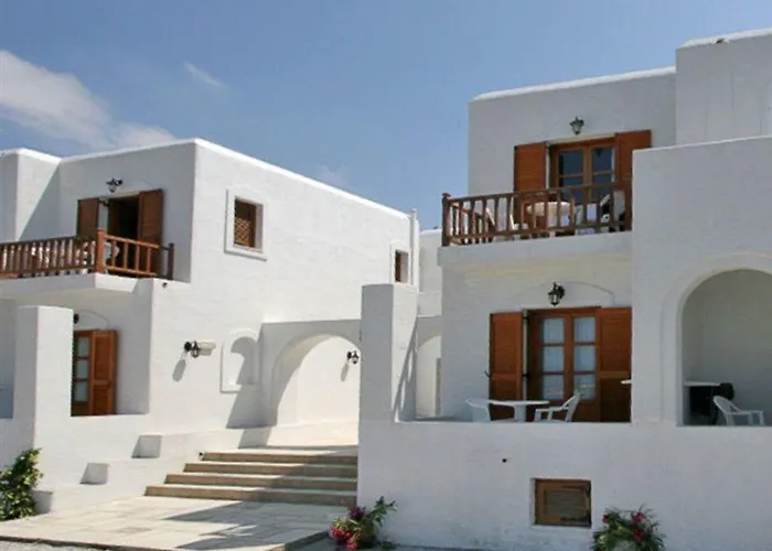 Roussos Vendégház Náusza